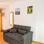 Travesia Del Pirineo Turistea Apartament *