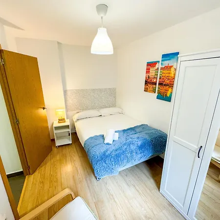 Travesia Del Pirineo Turistea Apartment *