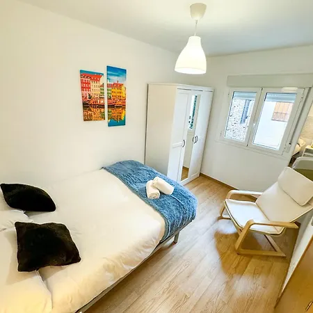 Travesia Del Pirineo Turistea Apartment